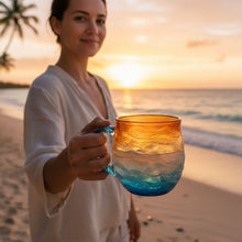 Lade das Bild in den Galerie-Viewer, Sonnenkuss Tasse